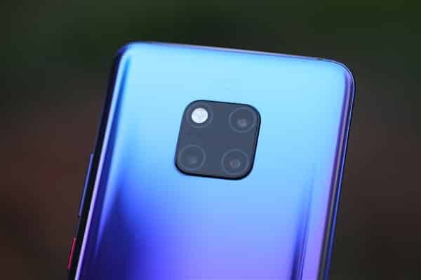 „Huawei“ ir toliau aktyviai atnaujina telefonus – į „Mate 20 Pro“ atkeliauja „Android 10“