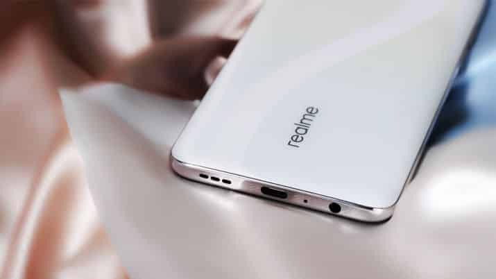 Ką pasirinkti – itin pigų „Realme X2 Pro“, „Oppo Reno 2“ ar populiarųjį „OnePlus 7T“?