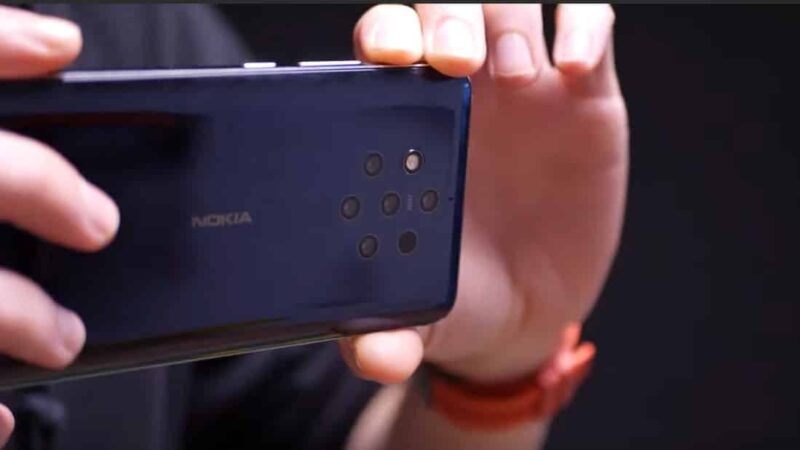 „Nokia“ ruošia naują flagmaną, tačiau jo pristatymas nukeltas jau trečią kartą