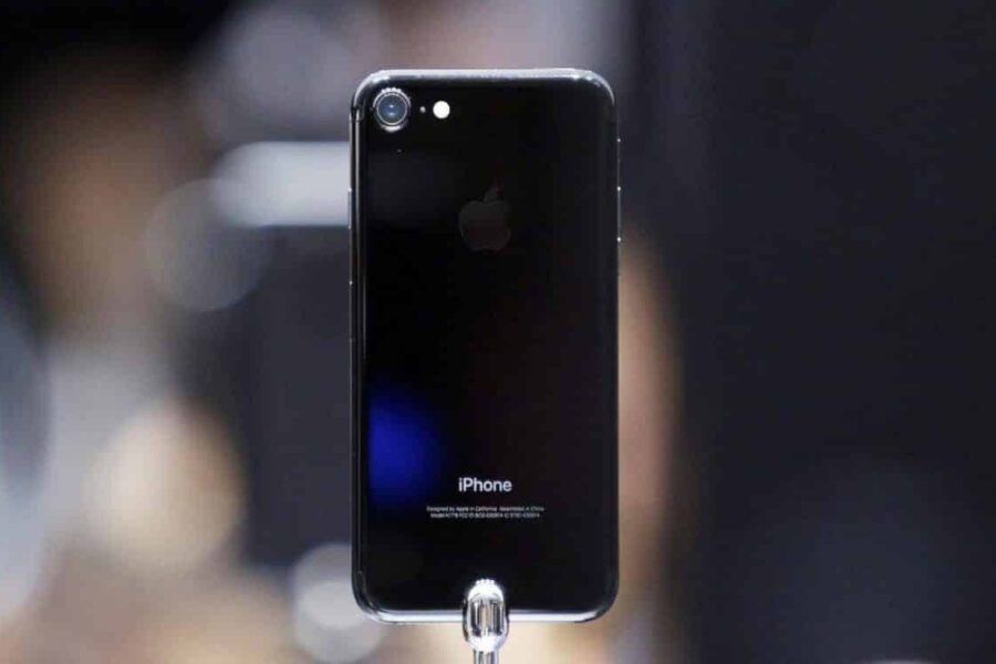 Skaitytojai klausia: ar verta pirkti „iPhone 7” 2019 metais?