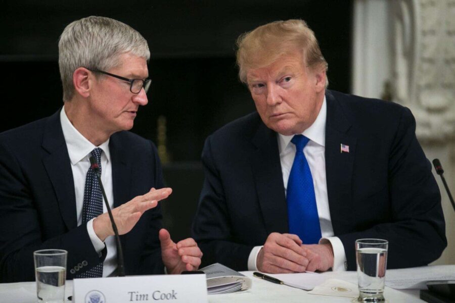 D.Trumpas kreipėsi į „Apple” prašydamas padėti aplenkti „Huawei”