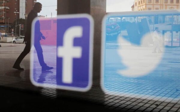 Ir vėl nutekėjo milijonai „Facebook“ ir „Twitter“ vartotojų duomenų, „Android“ vartotojai turėtų sunerimti