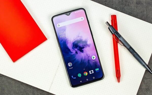Nepraleiskite progos: „OnePlus 7“ flagmanas su daugybe atminties dabar bent 150 eurų pigiau nei Lietuvoje!