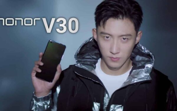 Norėjote pigesnio „Huawei Mate  30 Pro”? „Honor V30 Pro” bus identiškai galingas