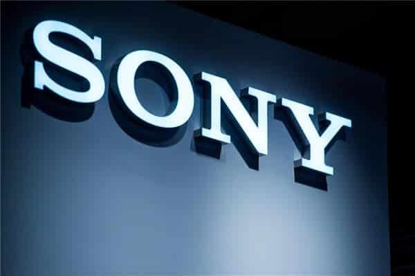 „Sony“ dar nepasiduoda? Pasirodė pirminė informacija apie kitų metų „Xperia 3“ flagmaną