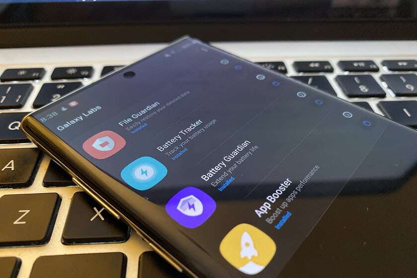 Turite „Samsung” telefoną? Prailginkite baterijos tarnavimą ir paspartinkite įrenginį su šiomis gamintojo programėlėmis