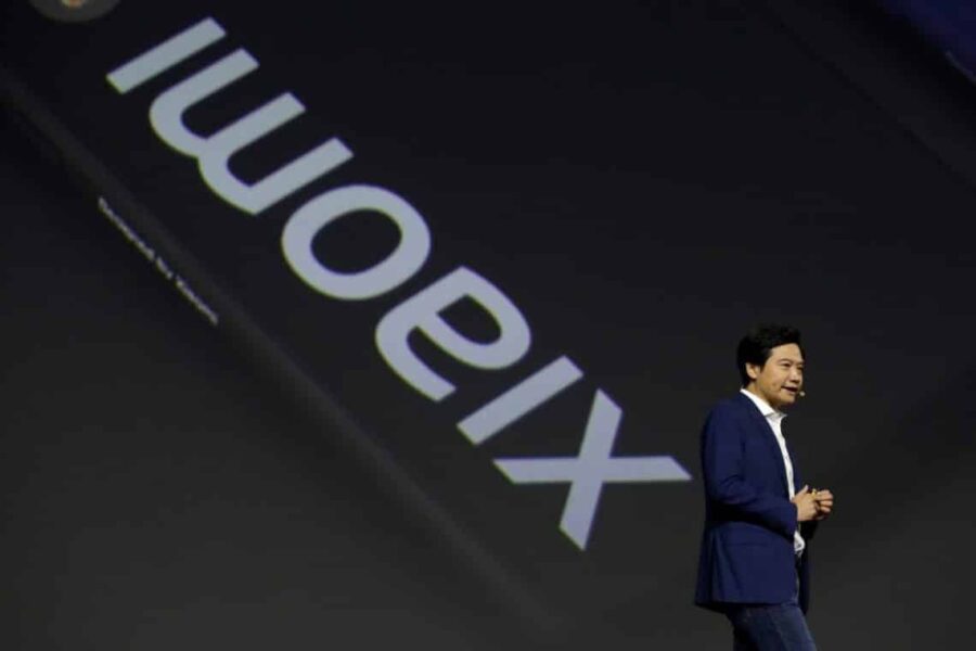 „Xiaomi“ ruošia dar vieną bombą: planuojamas sulenkiamas telefonas su įspūdingų galimybių kameromis
