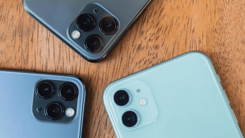„Apple“ nuo 2021 metų gali pradėti leisti telefonus dukart per metus
