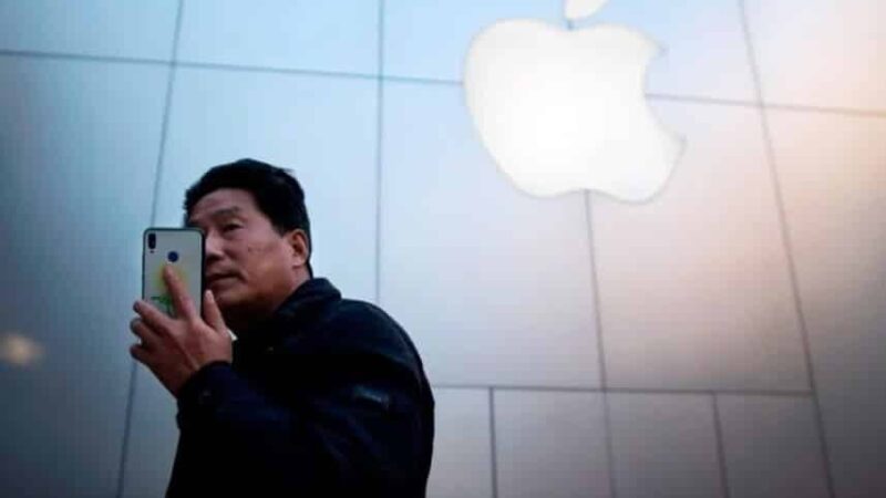 „Huawei“ bus priversti užleisti savo pozicijas, prognozuojamas „Apple“ šuolis į antrąją poziciją