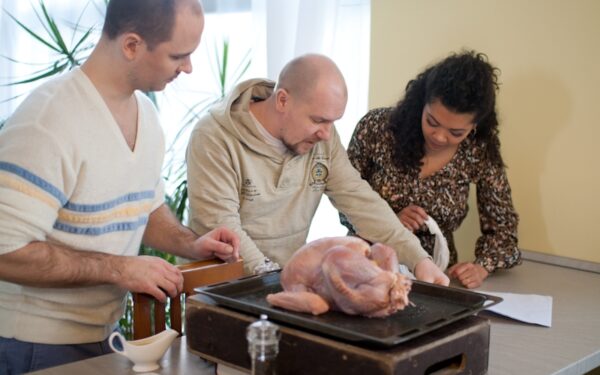 Komediją režisuojantis aktorius Ramūnas Cicėnas rudenį lietuvius virkdys iš juoko (foto)