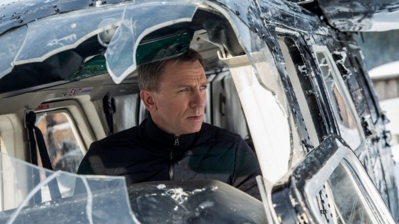 Danielio Craigo teigimu, naujasis bondiados filmas „007 Spectre“ dešimtkart pranoks pastarąjį „007 operacija Skyfall“