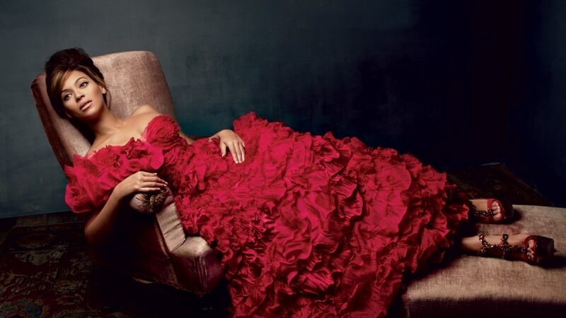 Beyonce – karališkoje žurnalo„Vogue“ fotosesijoje  (foto)