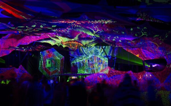 Festivalio „Yaga Gathering“ lankytojų vaizduotę žadins radijo teatro „Bilietų nėra“ aktoriai