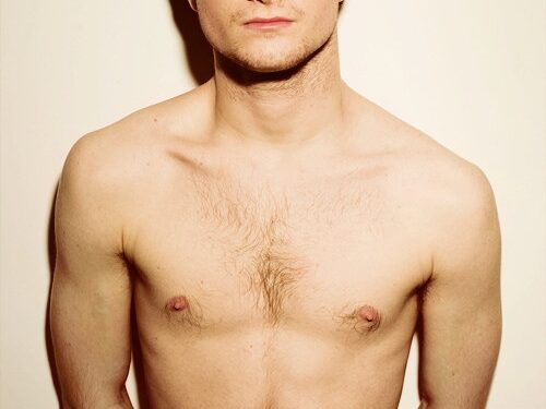 Merginos balsuojam – už ar prieš seksualujį takelį (foto)