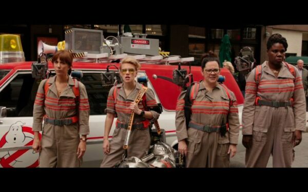 Po 32 metų „Vaiduoklių medžiotojai“ grįžta moteriškame kailyje