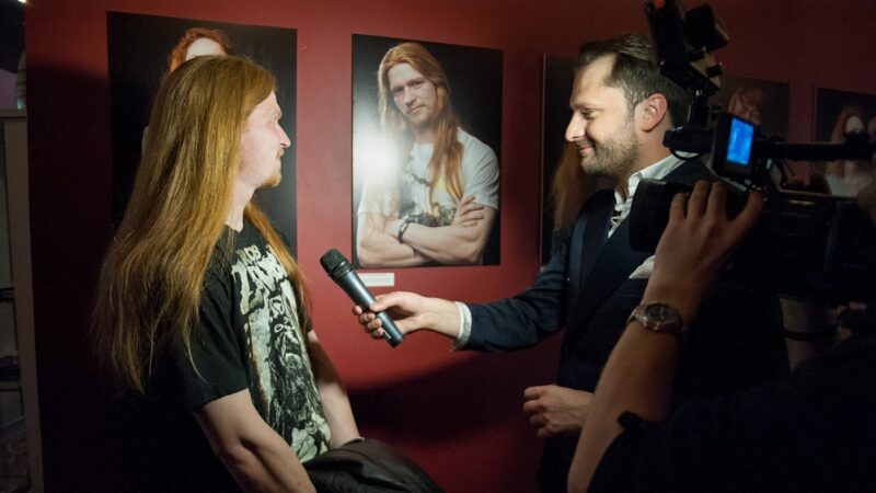 Parodos „Ryžaplaukių portretai“ atidaryme raudonplaukių šturmas (Foto, video)