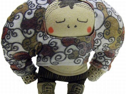 Daiktų pusryčiai. Kitokios medžiaginės lėlės