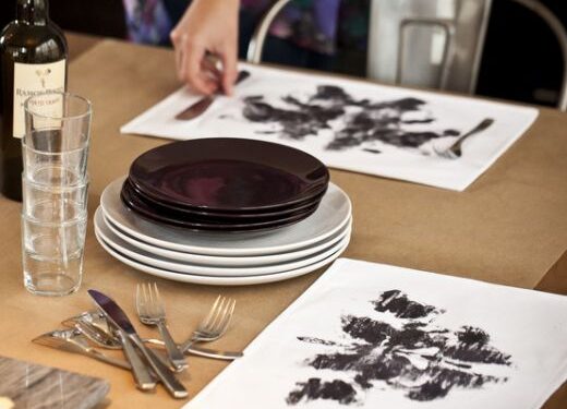 Pasidaryk pats. Servetėlės su Roršako rašalo dėmėmis