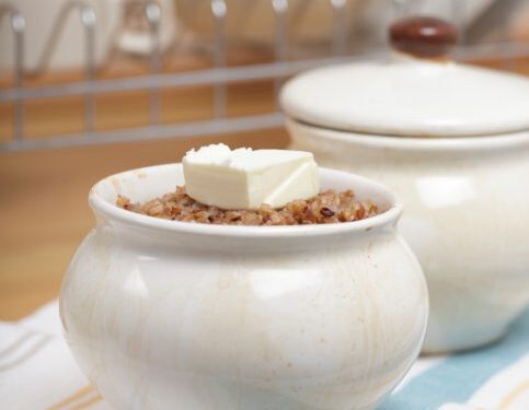 Grikių košė su pievagrybių padažu