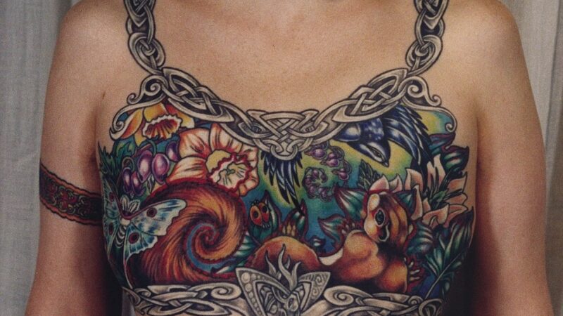 Tatuiruotos moterys evoliucijoje nuo ritualų iki krūties vėžio operacijų (foto)