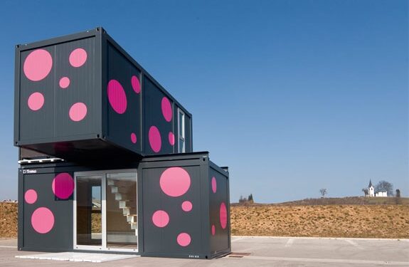 Jūriniai konteineriai – nauja stilingo būsto idėja (Foto)