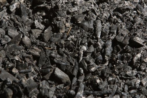 Užteršta akmens anglis iš Kazachstano Lietuvos nepasiekia