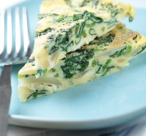 Omletas su špinatais