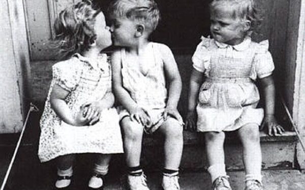 15 frazių, kurias vienišos merginos turėtų nustoti kartoti