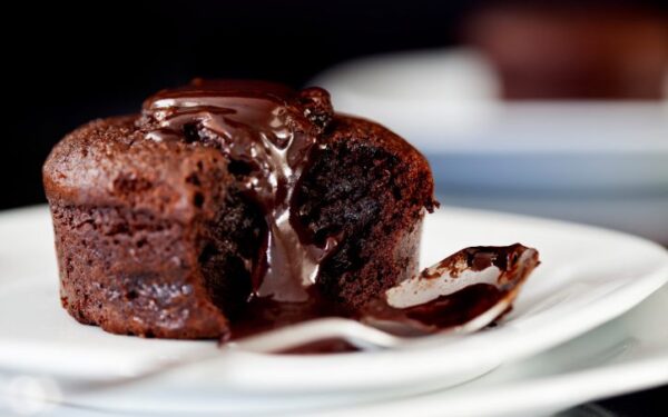 Šokoladinis cinamono tortas