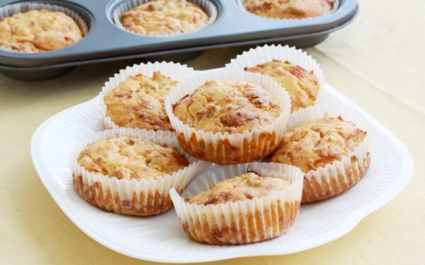 Sūrio keksiukai su kmynais