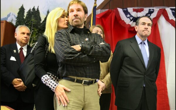 Neįveikiamojo Chuck Norris legenda