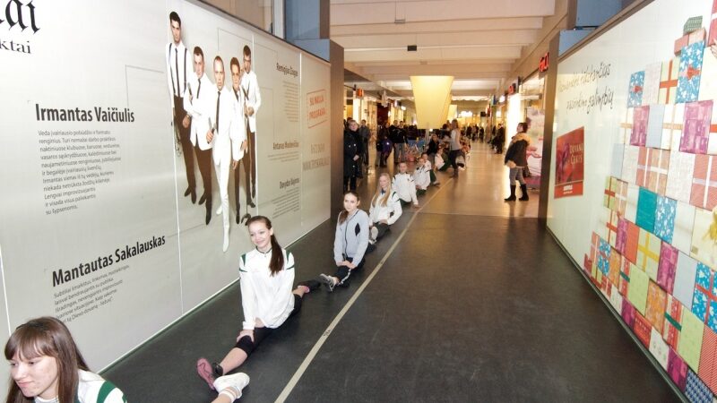 Rekordinis špagatas nusidriekė 445 metrus