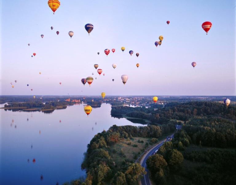Žaliasiais plotais ir vaikais Vilniuje rūpinasi verslas