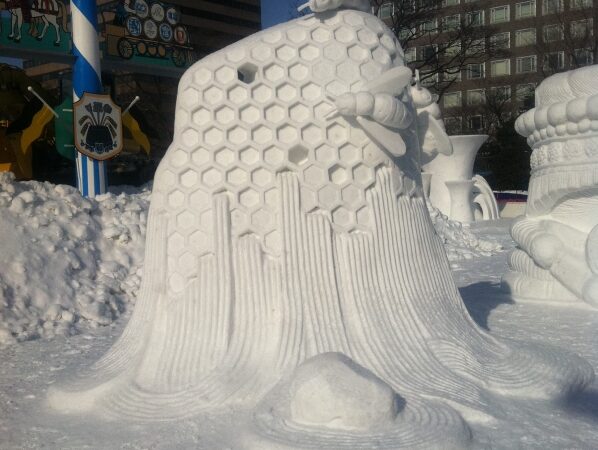 Sniego skulptūrų festivalyje Japonijoje kauniečiai tapo nugalėtojais