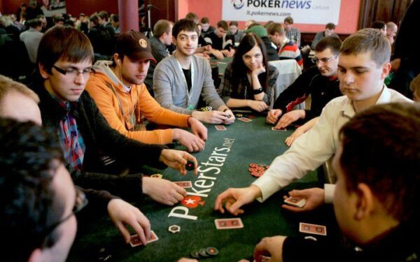 Atidarytas pirmasis sportinio pokerio klubas!