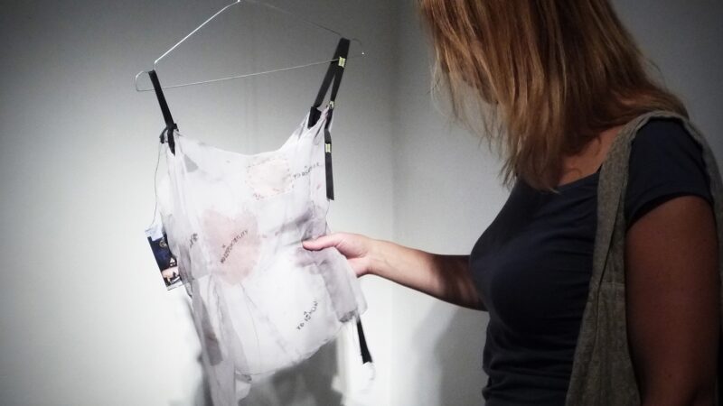 Dizainerė pristatė sentimentalią kolekciją iš atliekų (Foto)