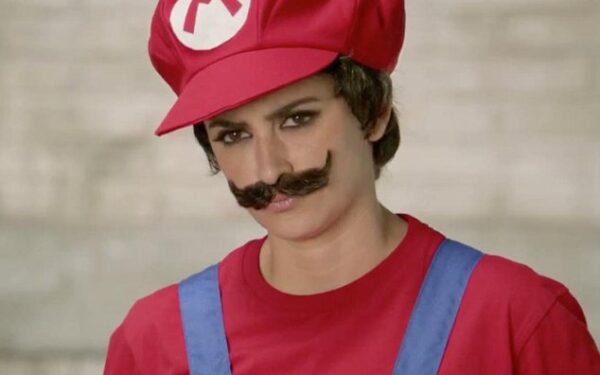 Naujausias gražuolės Penelope Cruz vaidmuo – Super Mario (Foto, Video)