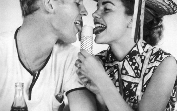 Kai privatu tampa atvira – keršto pornografija