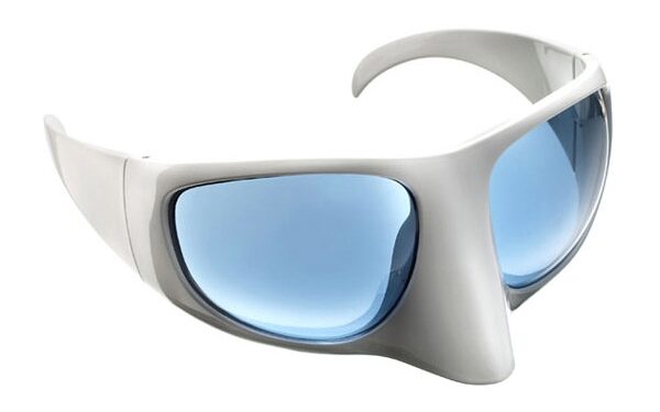 Keista akinių nuo saulės mada (foto)