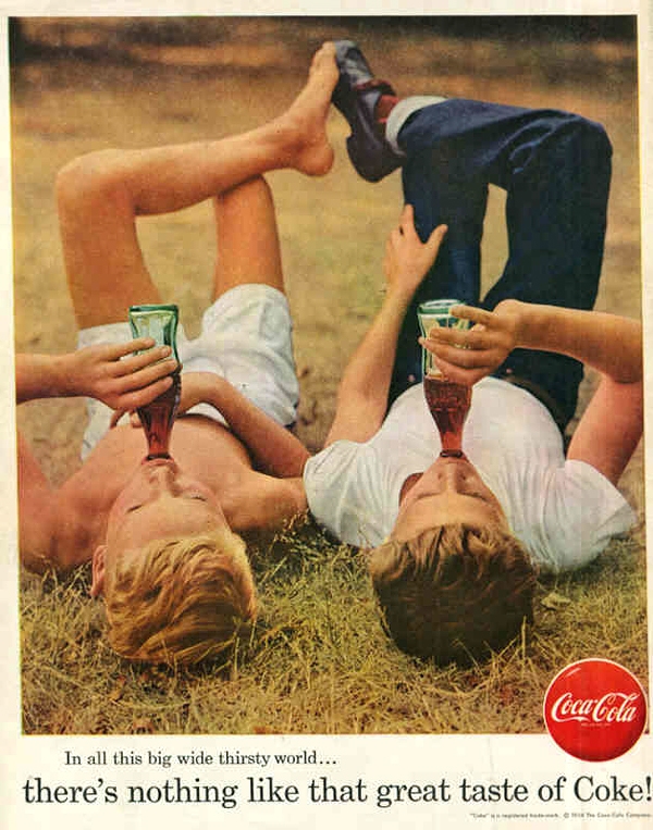 Tautos istoriją pasakojančios „Coca-Colos“ reklamos (foto)