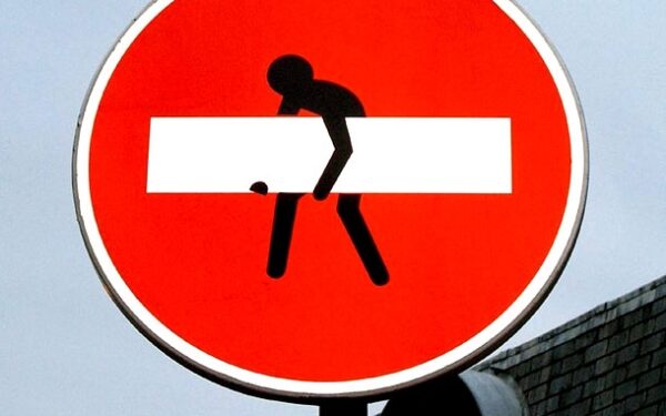 Šypseną keliantis gatvės vandalizmas (foto)