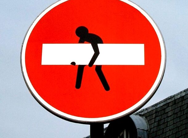 Šypseną keliantis gatvės vandalizmas (foto)