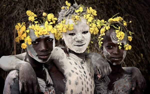 Civilizacijos nepaliestų genčių gyvenimas (foto)