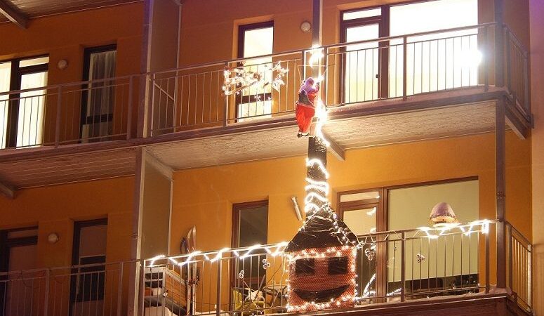 Išrinkti gražiausiai papuošti Lietuvos balkonai (Foto)