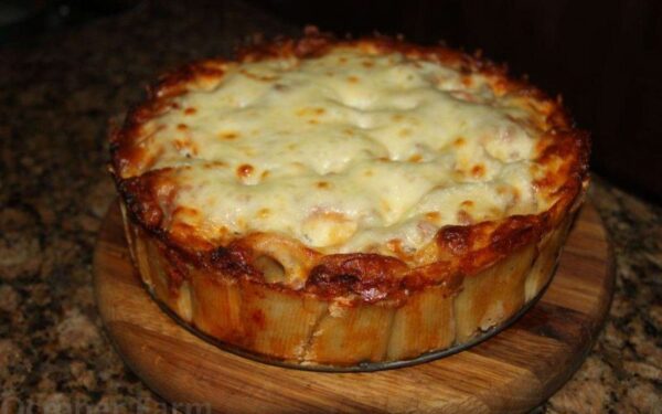 Makaronų apkepas su obuoliais