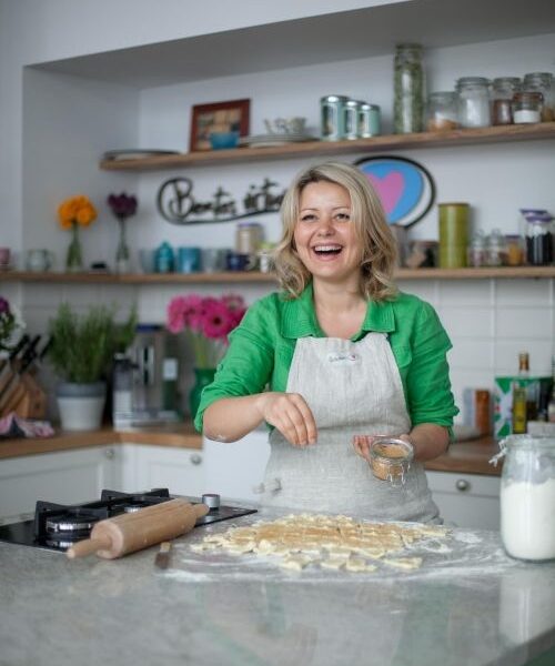 Beata kviečia kepti nedelsiant – įsijunk video pamoką ir tu