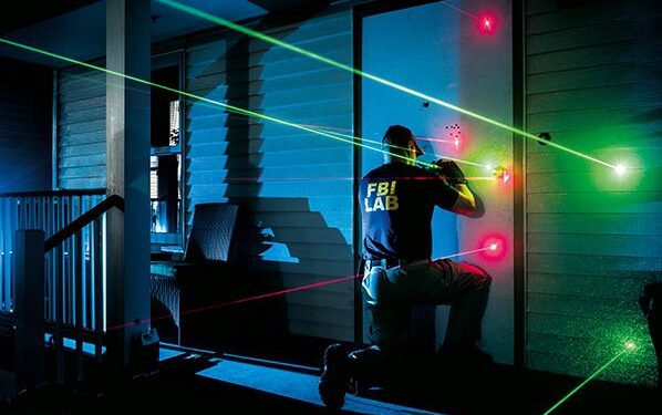 Kriminalistų darbo užkulisiai: patikimais laikyti teismo ekspertizės metodai pasirodė nesantys visagaliai