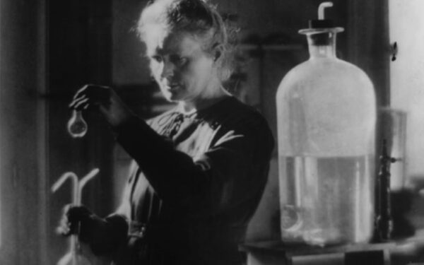 „Moterys moksle“: kodėl Nobelio komitetas nenorėjo įteikti premijos Marijai Kiuri?