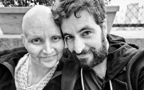 Vyro meilė vėžiu sergančiai žmonai: jausminga ligos foto istorija