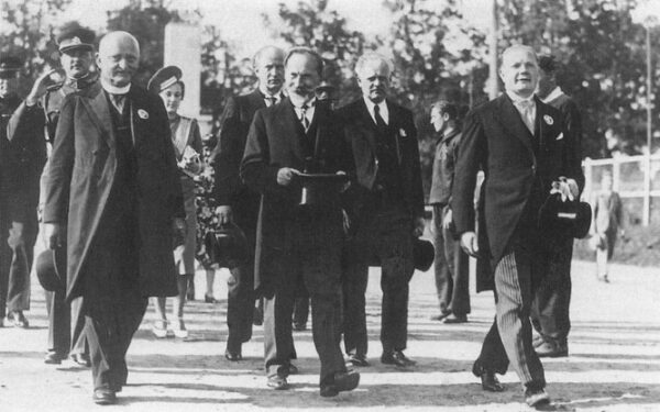 Tarpukario sportas: su Prezidento „palaiminimu“ (VI dalis)